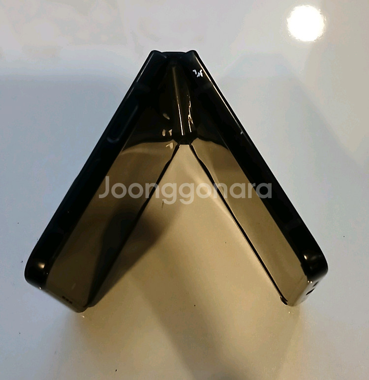 [반택포함] 갤럭시 Z플립4 스마트폰 부품용으로 팔고 무료로 보너스 드립니다--4