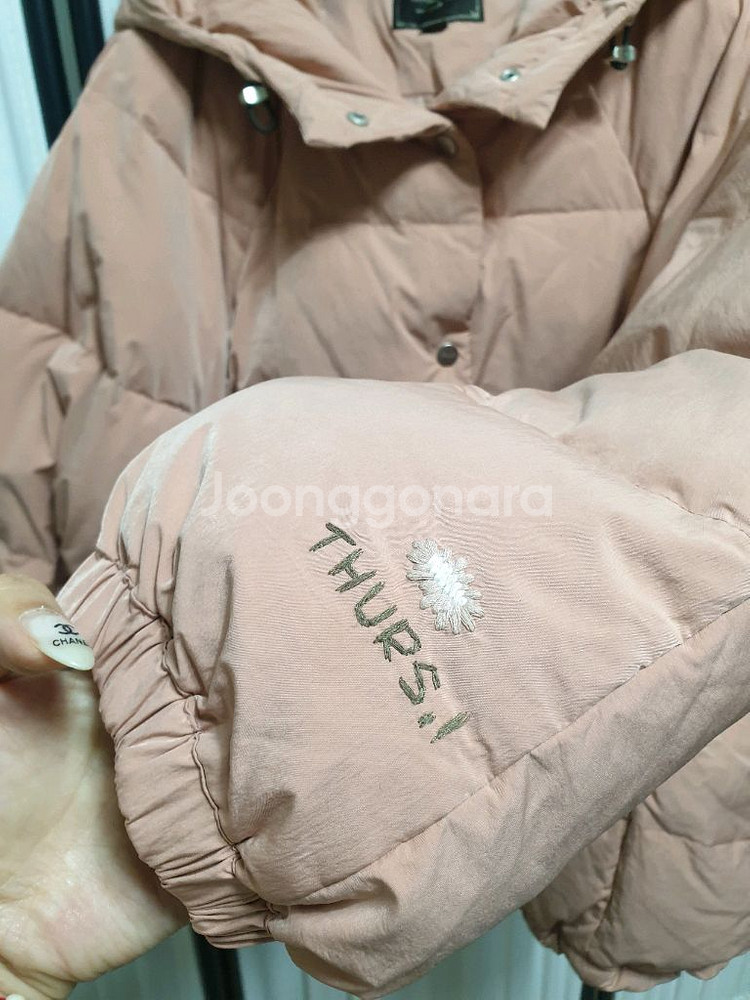 써스데이아일랜드 캐주얼 덕다운 점퍼/S--2