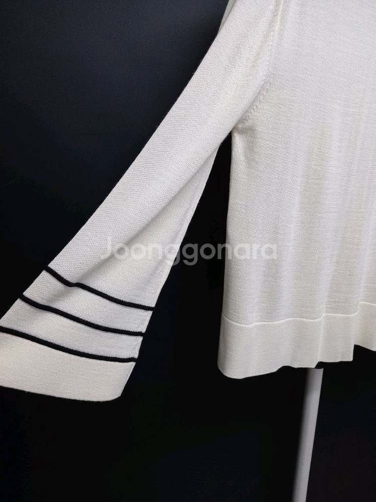 돌체비타 춘추동 울 니트블라우스 F 44-66--5