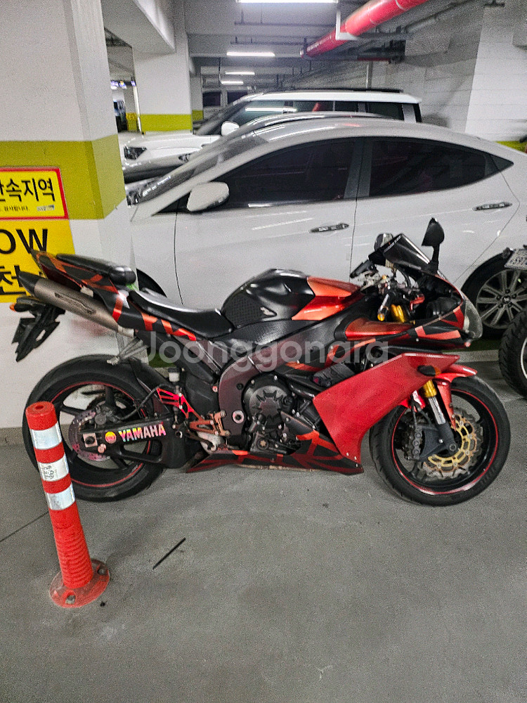 야마하 YZF-R1 스포츠바이크--2
