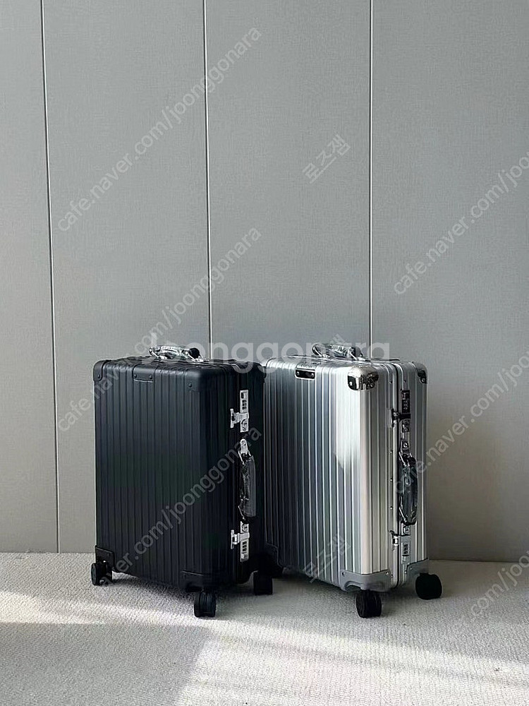 (실사포함 2종)리모와 클래식 알루미늄 캐빈 체크인 캐리어 20 / 26 / 30 인치--0