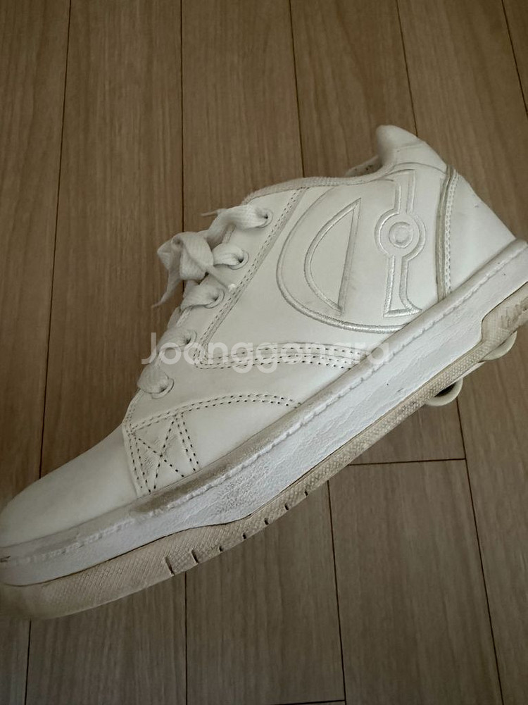 휠리스 스니커즈 240--2