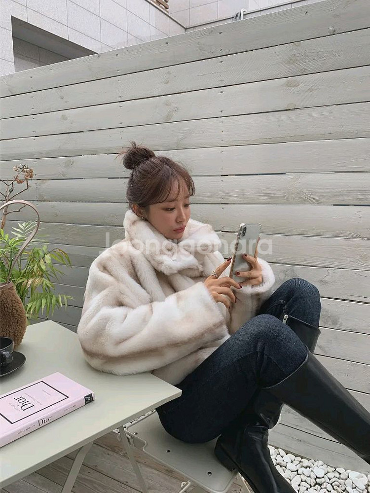 수입의류 새상품 카라넥 밍크 퍼 자켓 페이크퍼--2