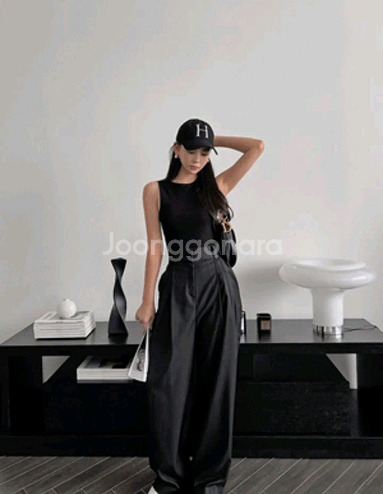 더핀 새상품 핀턱 와이드 팬츠 슬랙스 롱팬츠 밴딩바지--1