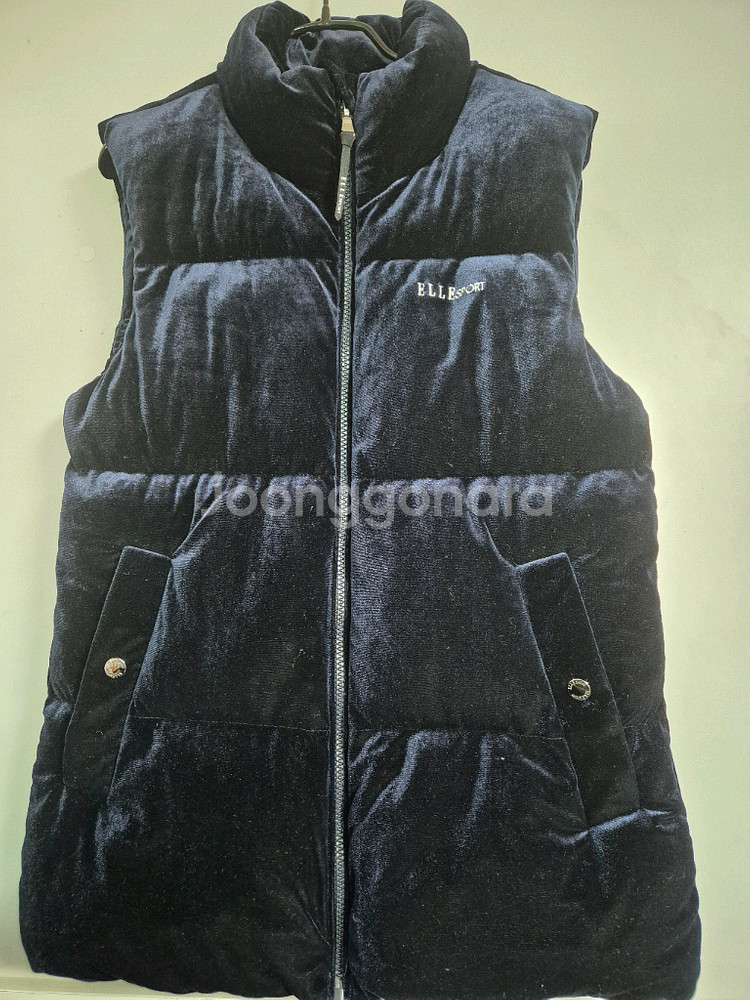 엘르스포츠 벨벳 패딩 조끼 진네이비--0