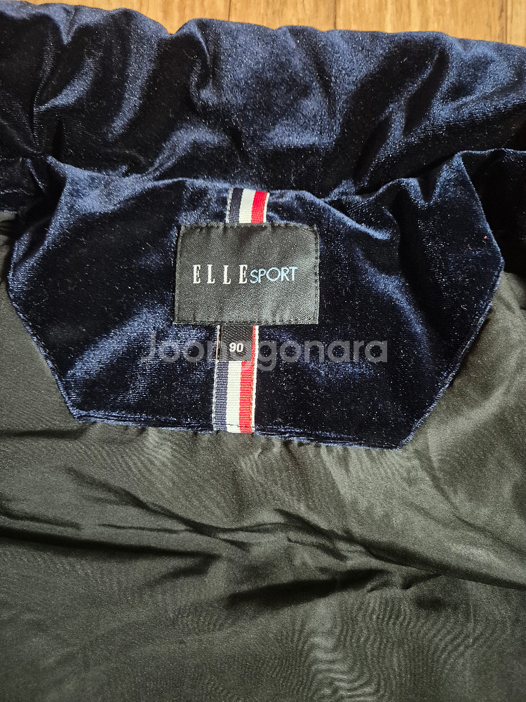 엘르스포츠 벨벳 패딩 조끼 진네이비--4