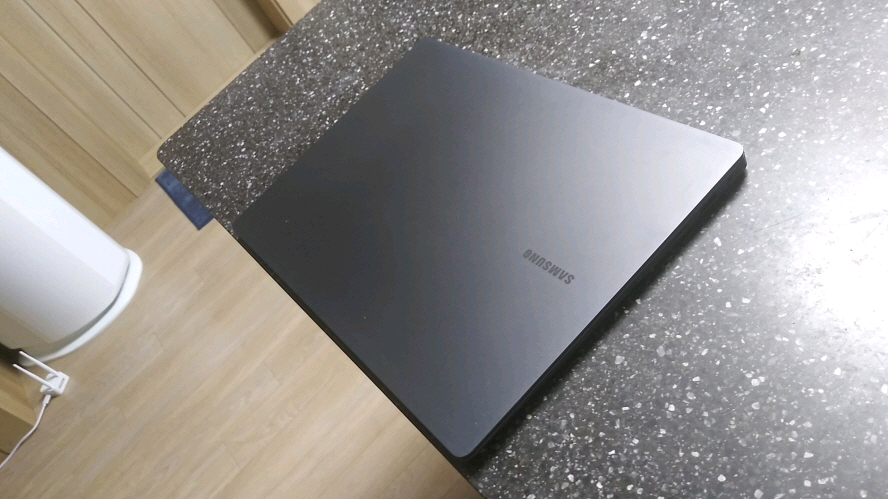 삼성 신형 초경량 고성능 갤럭시북3 프로/아몰레드2X/1TB 이미지