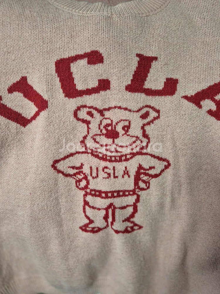새상품 UCLA 곰돌이 캐릭터 니트 스웨터--4