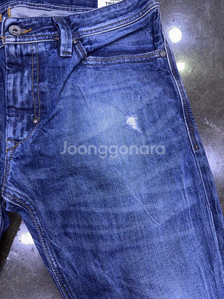 디젤 타나즈 빈티지 워싱 데미지진 청바지 데님팬츠 34--4