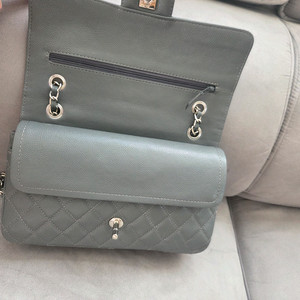 캐비어 클래식 플랩백