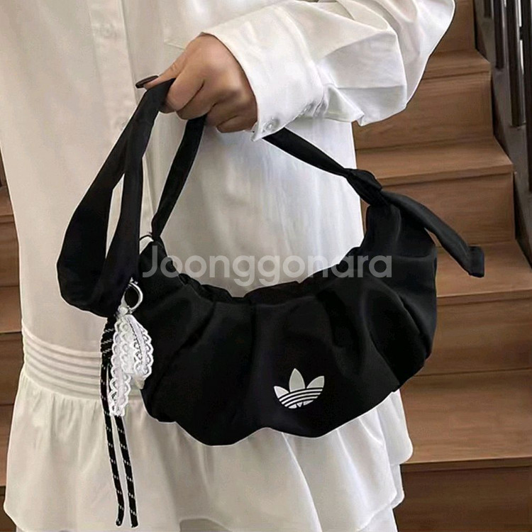 아디다스가방 만두백 반달크로스백 미니백 셔링백 곱창가방--1
