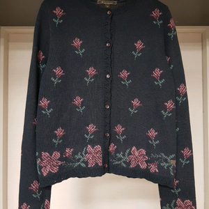 썰스데이아일랜드 플라워 니트가디건