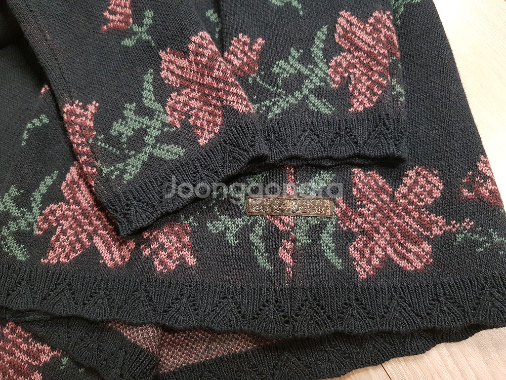 썰스데이아일랜드 플라워 니트가디건--4