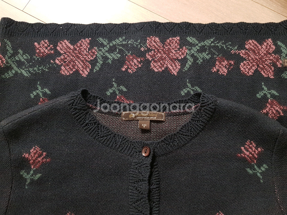 썰스데이아일랜드 플라워 니트가디건--7