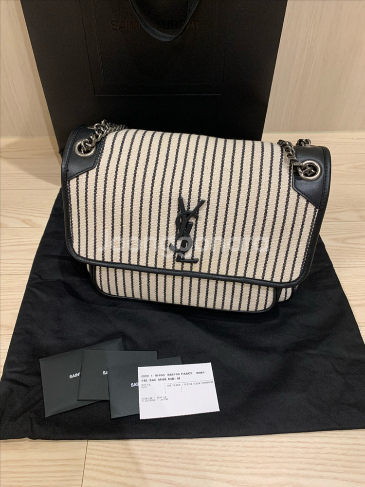 생로랑 니키백 미듐 미디움 캔버스 블랙 스트라이프--2