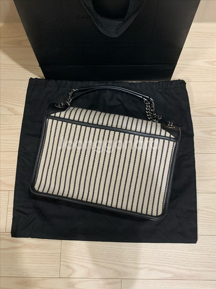 생로랑 니키백 미듐 미디움 캔버스 블랙 스트라이프--3