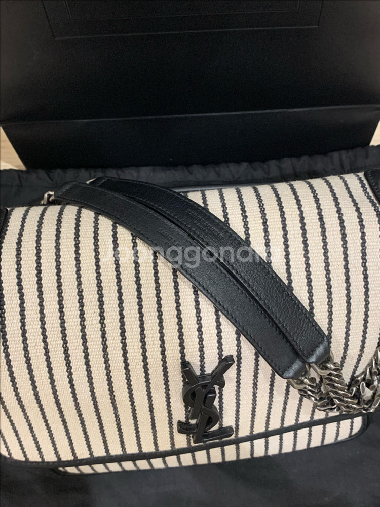 생로랑 니키백 미듐 미디움 캔버스 블랙 스트라이프--7