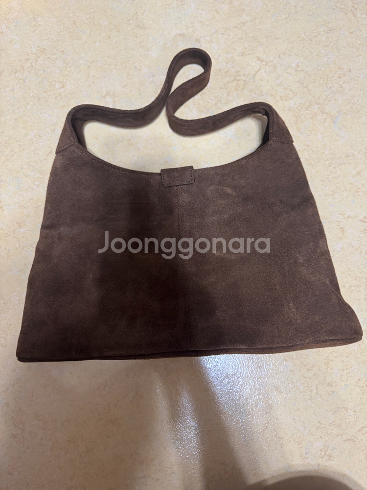 OFC Triangle Mini Suede Should--1