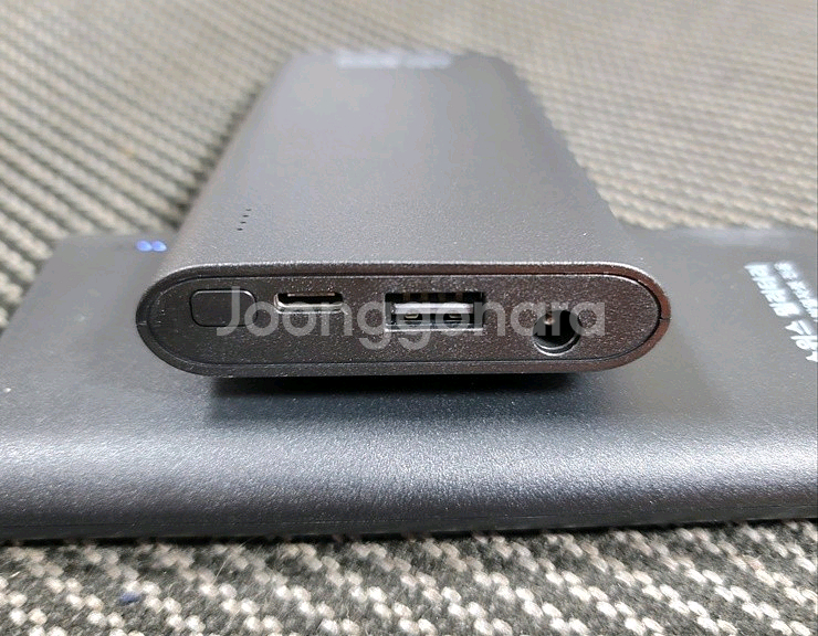 발열조끼 보조밧데리 5V, 10000mAh 새제품 팝니다--2