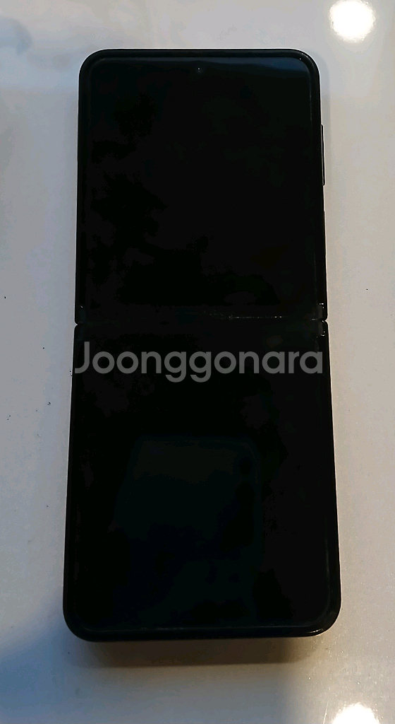 갤럭시 Z플립4 스마트폰 부품용으로 팝니다 [반택포함]--1