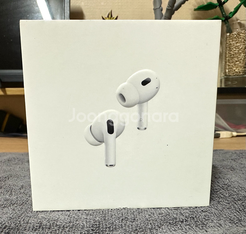 에어팟 프로 2세대 실사용품 판매합니다--0