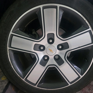 올란도 18인치 휠타이어