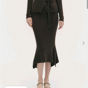 시에 세레나 홀가먼트 스커트 토피넛브라운 프리사이즈