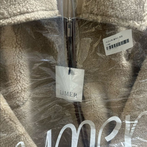 유메르 시그니처 플리스 집업 카멜