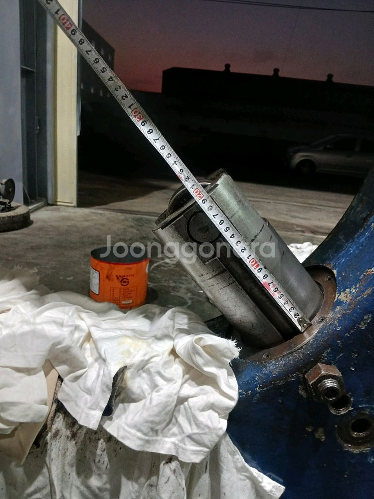 스코다 일산 대형선반 1500파이 3베드 방진구 판매금액 900백만원입니다. 공작기계--3