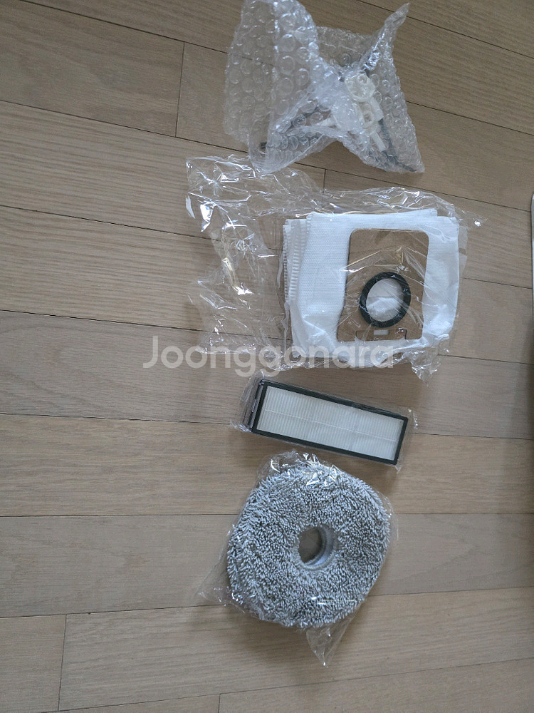 올인원 스테이션 로봇청소기--1