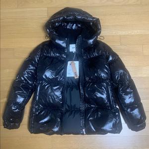 SJYP 블랙 유광 구스 패딩