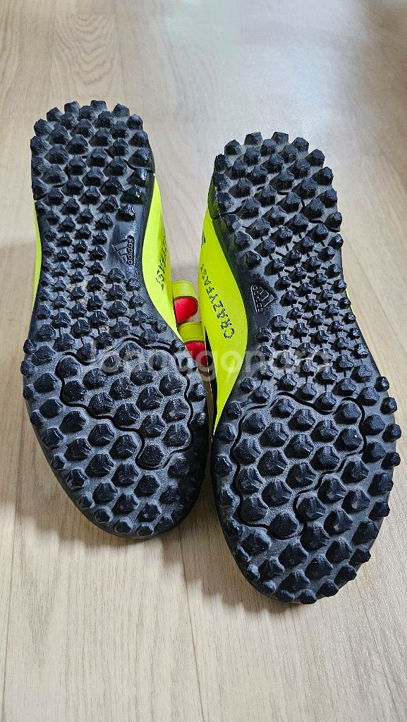 아디다스 키즈 풋살화 축구화 230 형광색--3