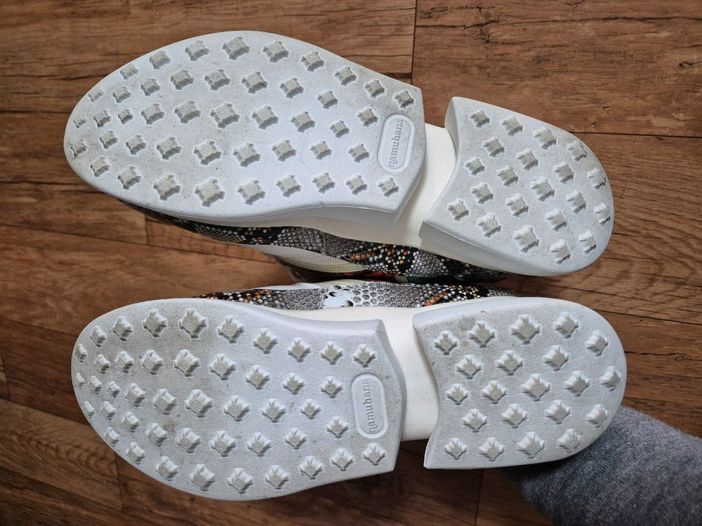 Yamu Hana 나무하나 스네이크 패턴 운동화 이미지