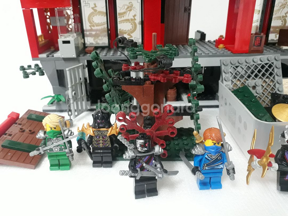 레고 정품 닌자고70728 피규어7포함 시티의 전투(택포)--1