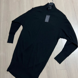 새상품) 한섬 클럽모나코 CLUB MONACO 울 알파카 니트 원피스 롱니트 하이넥 폴라 터틀넥 검정 블랙