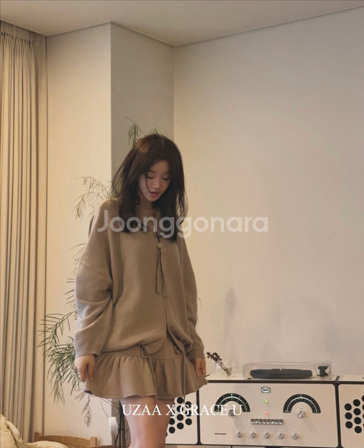 새상품) 24년 그레이스유 GRACE U elle knit zip up 엘르 니트 집업 가디건 리본 울 캐시미어--5