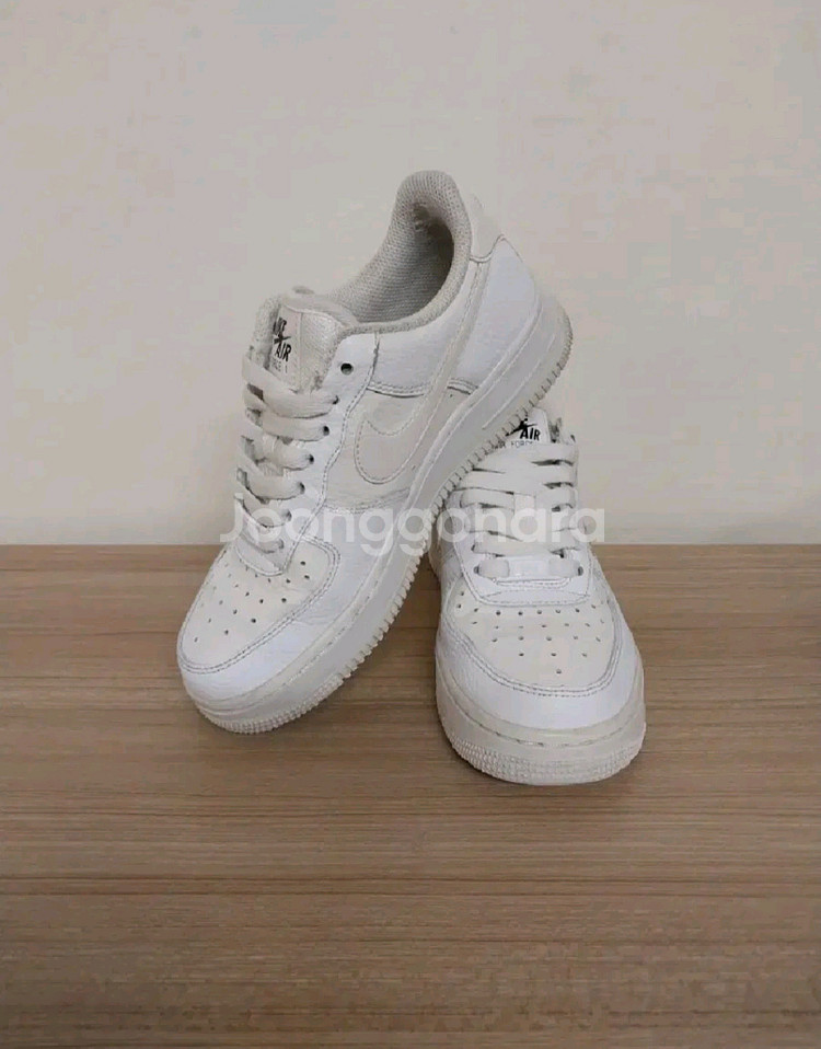 여성 나이키 에어포스1 로우 07 에센셜 운동화 (220)--2