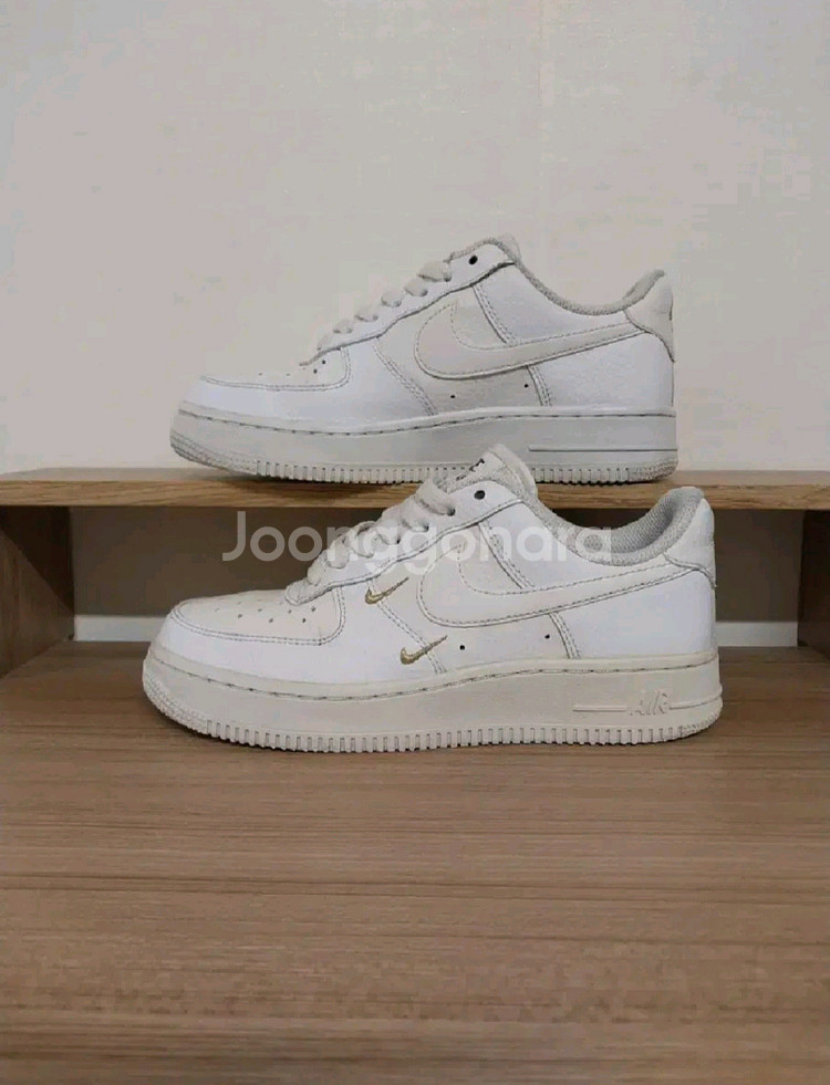 여성 나이키 에어포스1 로우 07 에센셜 운동화 (220)--3