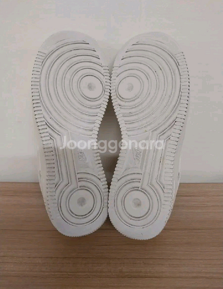 여성 나이키 에어포스1 로우 07 에센셜 운동화 (220)--7