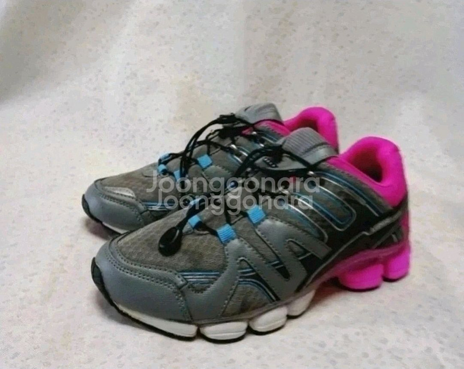 2무배새등산화250트렉스타남성여성고어텍스가죽52--0