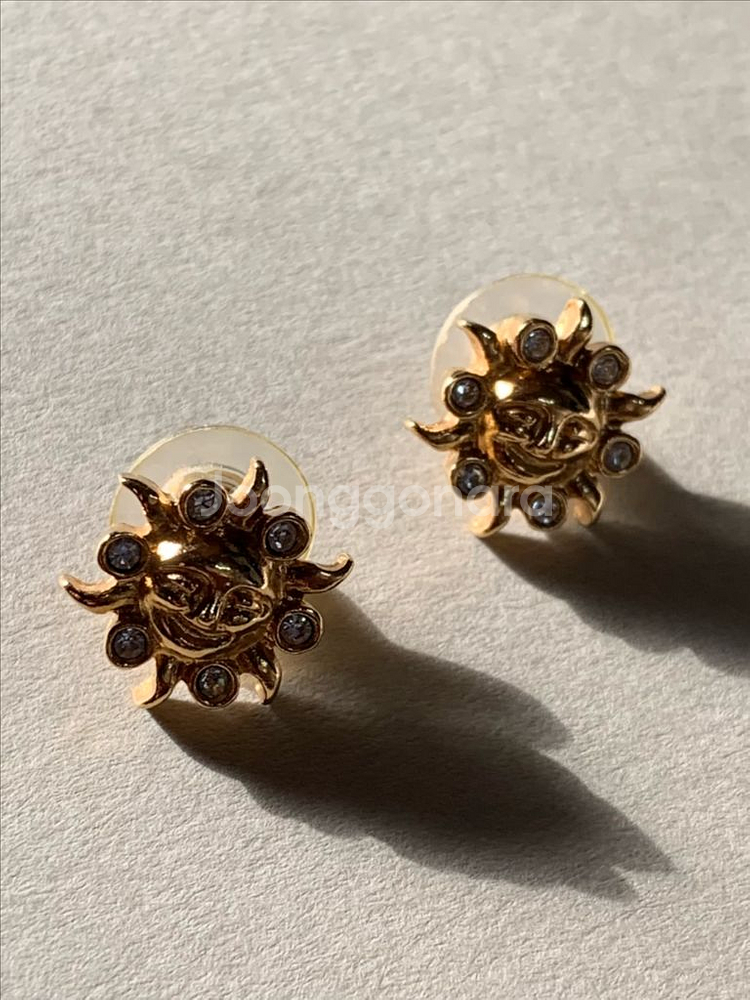 Avon 빈티지 태양 귀걸이--0