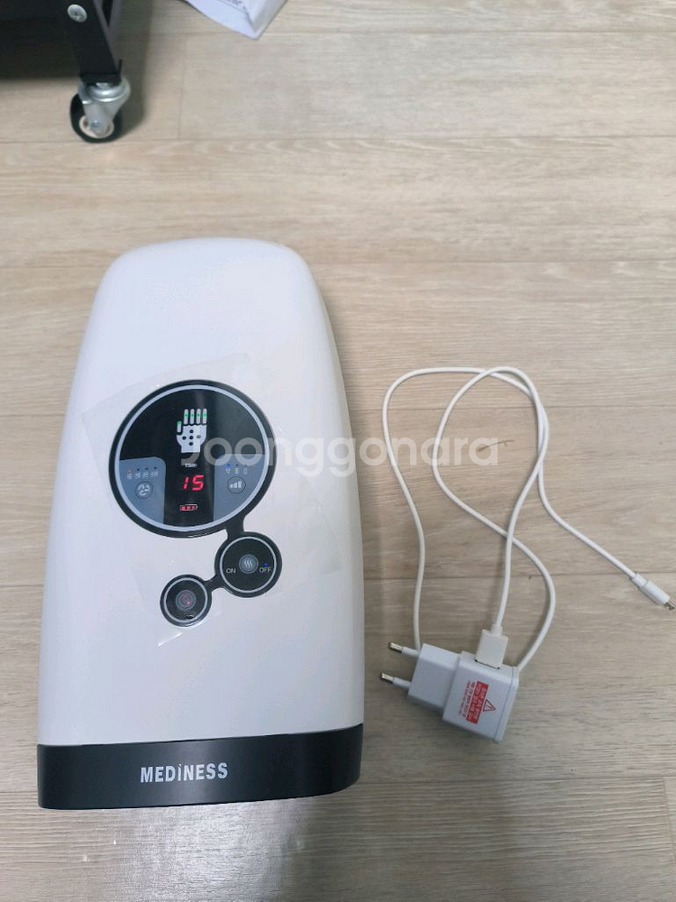 매디니스 매손마사지기 팝니다.--0