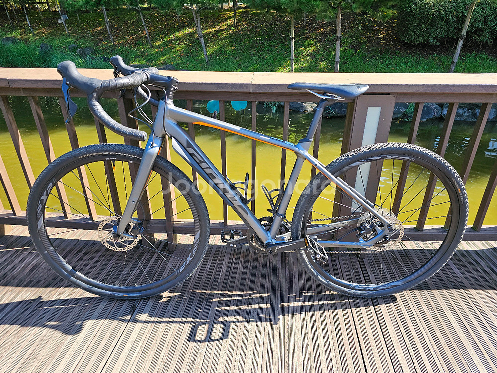 2019 자이언트 터프로드 GX GE 그래블 로드 자전거 M사이즈--0