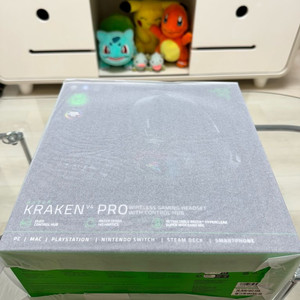 (미개봉 새제품) 레이저코리아 크라켄 V4 프로 pro 무선 게이밍 헤드셋