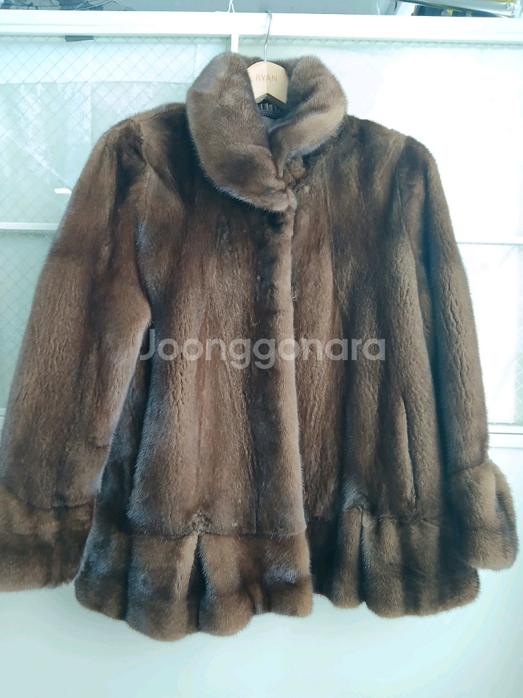 여성용 밍크 코트 66마른77 거의새것--0