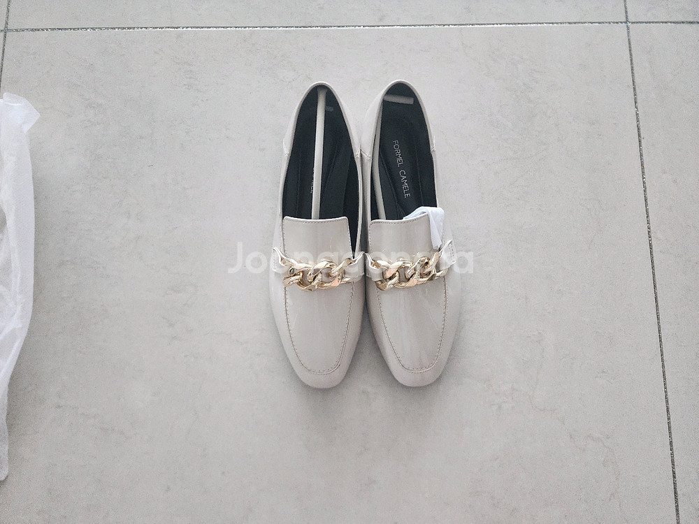 포멜카멜라 여성 로퍼 235사이즈 새거팔아요--1