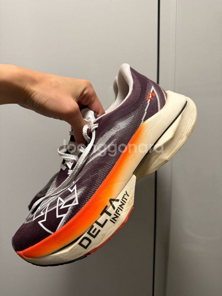 데상트 델타프로 EXP V2 카본화--3