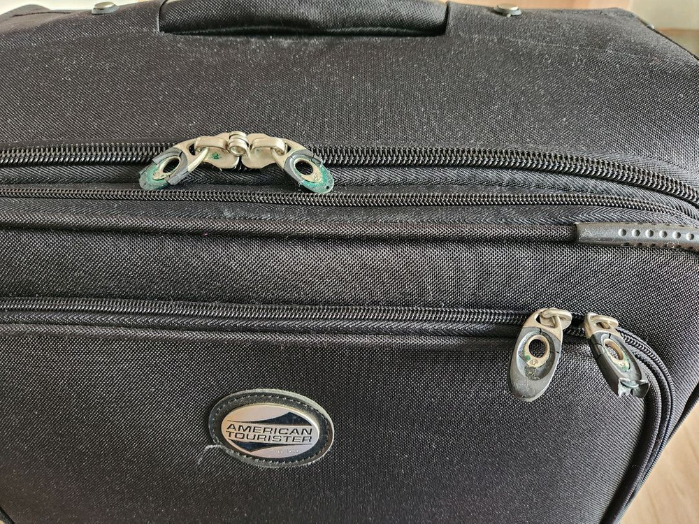 아메리칸투어리스터 여행가방검정캐리어--9