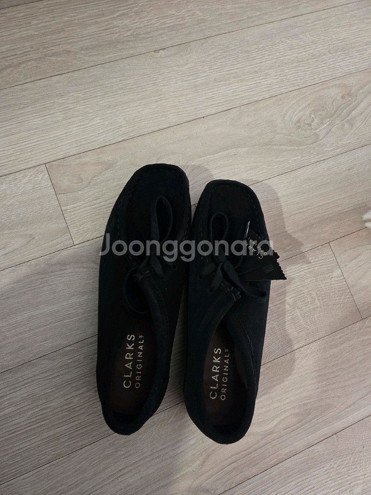 클락스 왈라비 스웨이드 블랙--1
