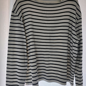 유메르 티셔츠 여러개